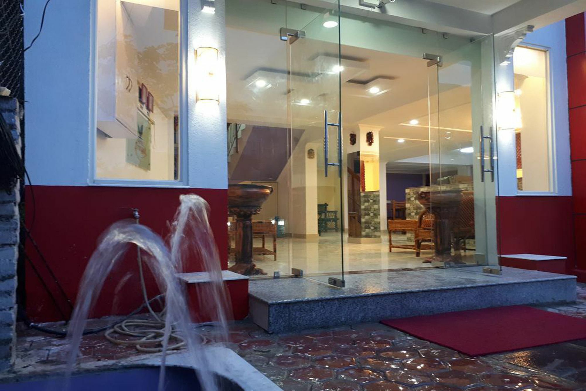 Hotel Tranquil Κατμαντού Εξωτερικό φωτογραφία